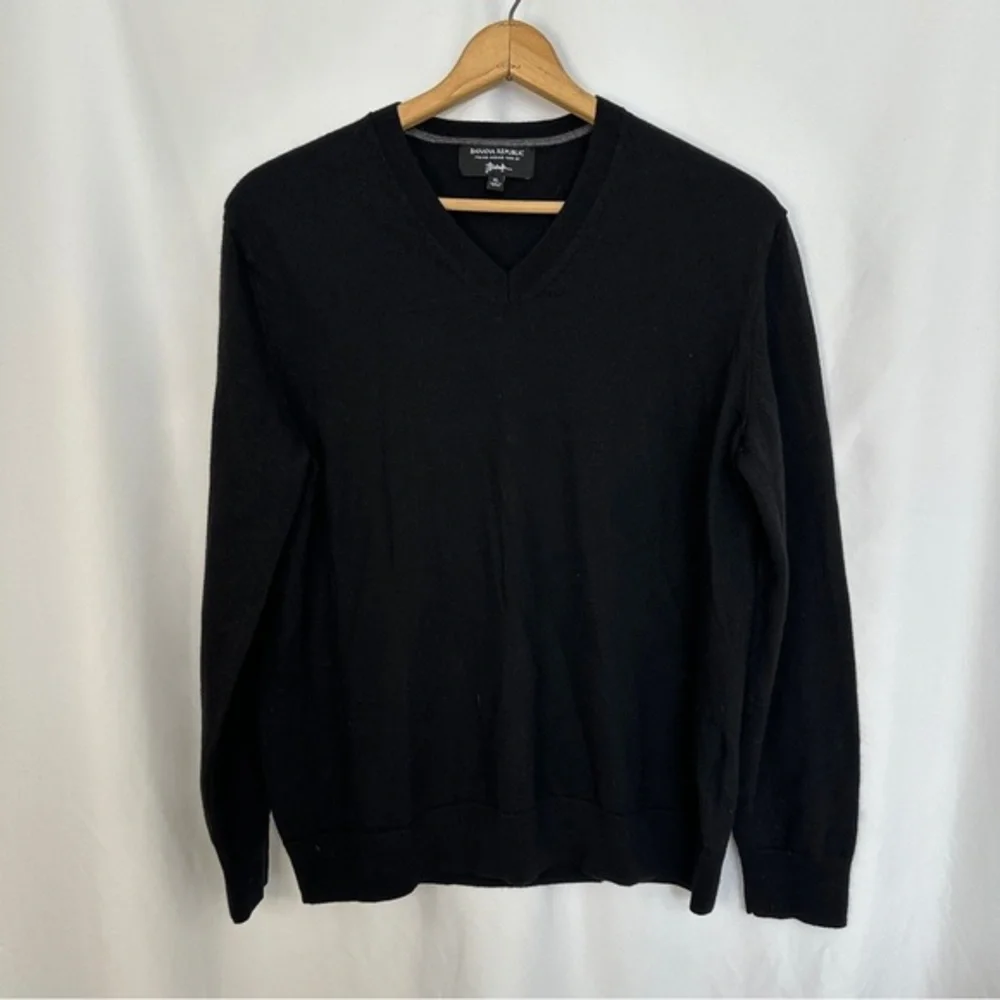 Banana Republic Sweater Mens XL‎ Italian Merino Yarn Baruffa V-neck Black